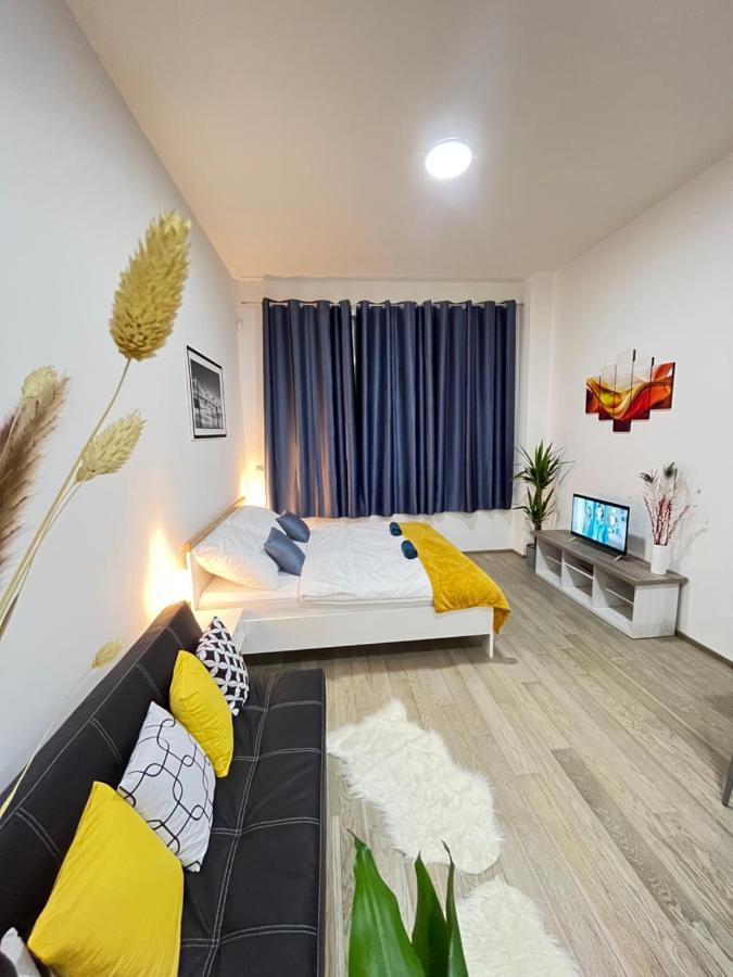 Vit Apartment - Free Parking - O2 Arena Praga Zewnętrze zdjęcie