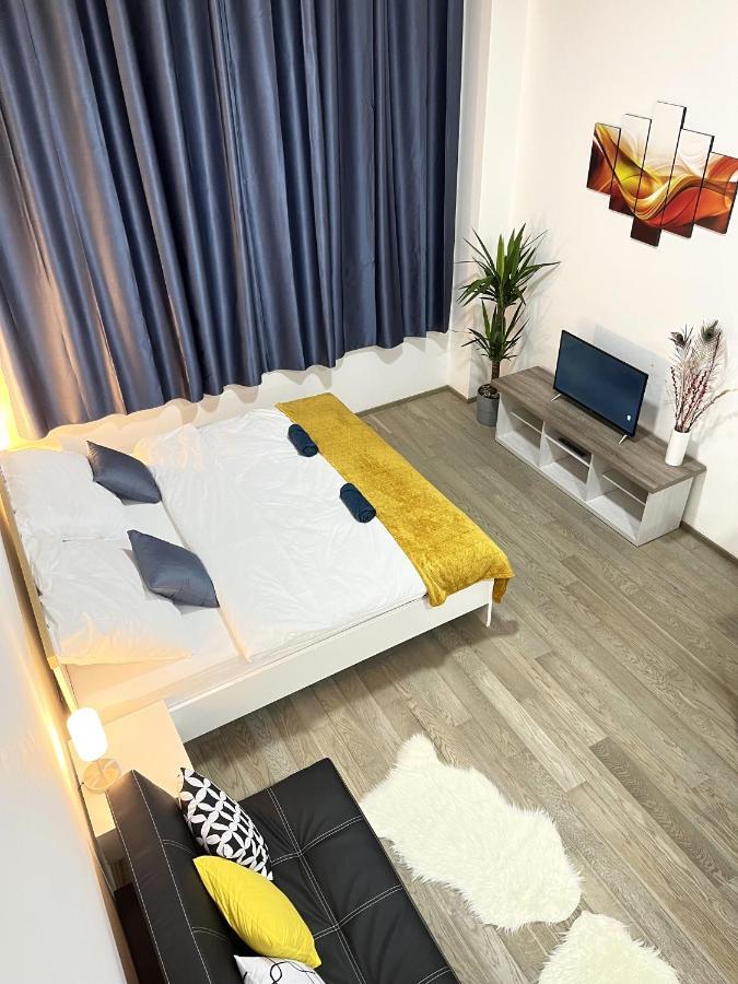 Vit Apartment - Free Parking - O2 Arena Praga Zewnętrze zdjęcie